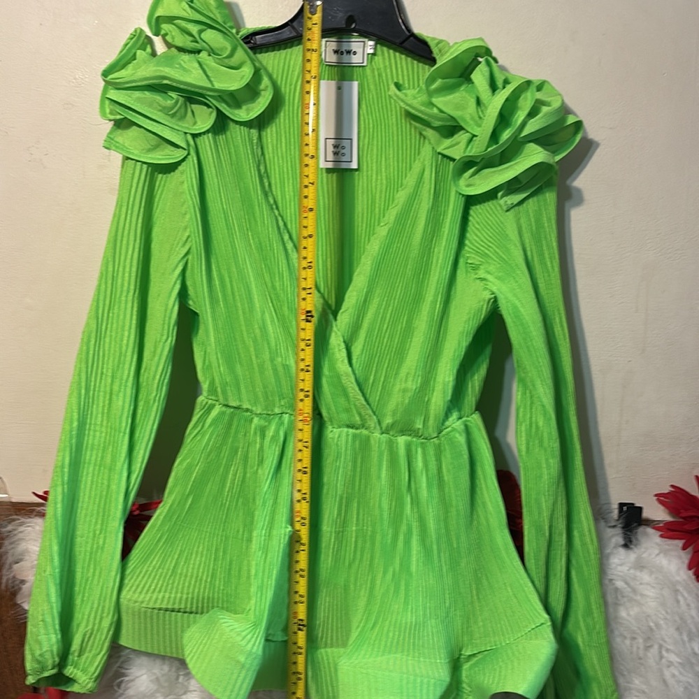 Wo Wo Ruffle Top - Picture 5 of 5